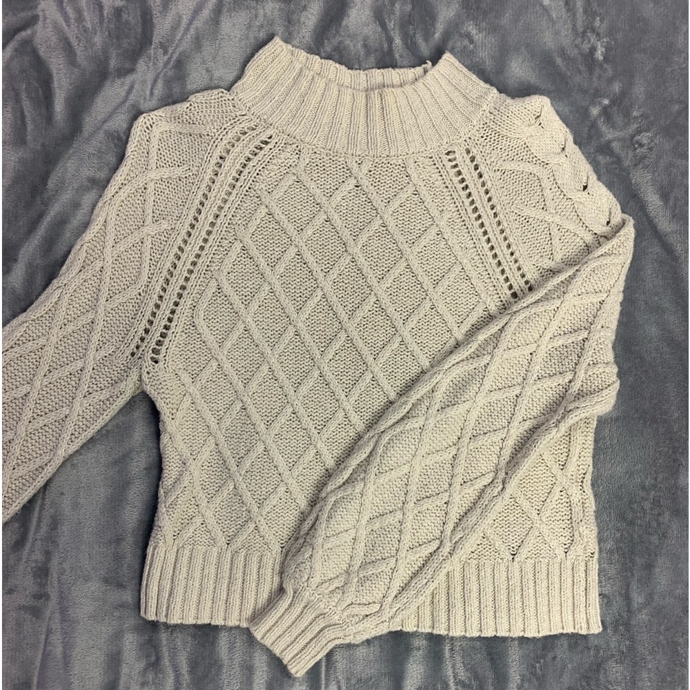 American Eagle Sweater!! Barely worn, Women’s  small!